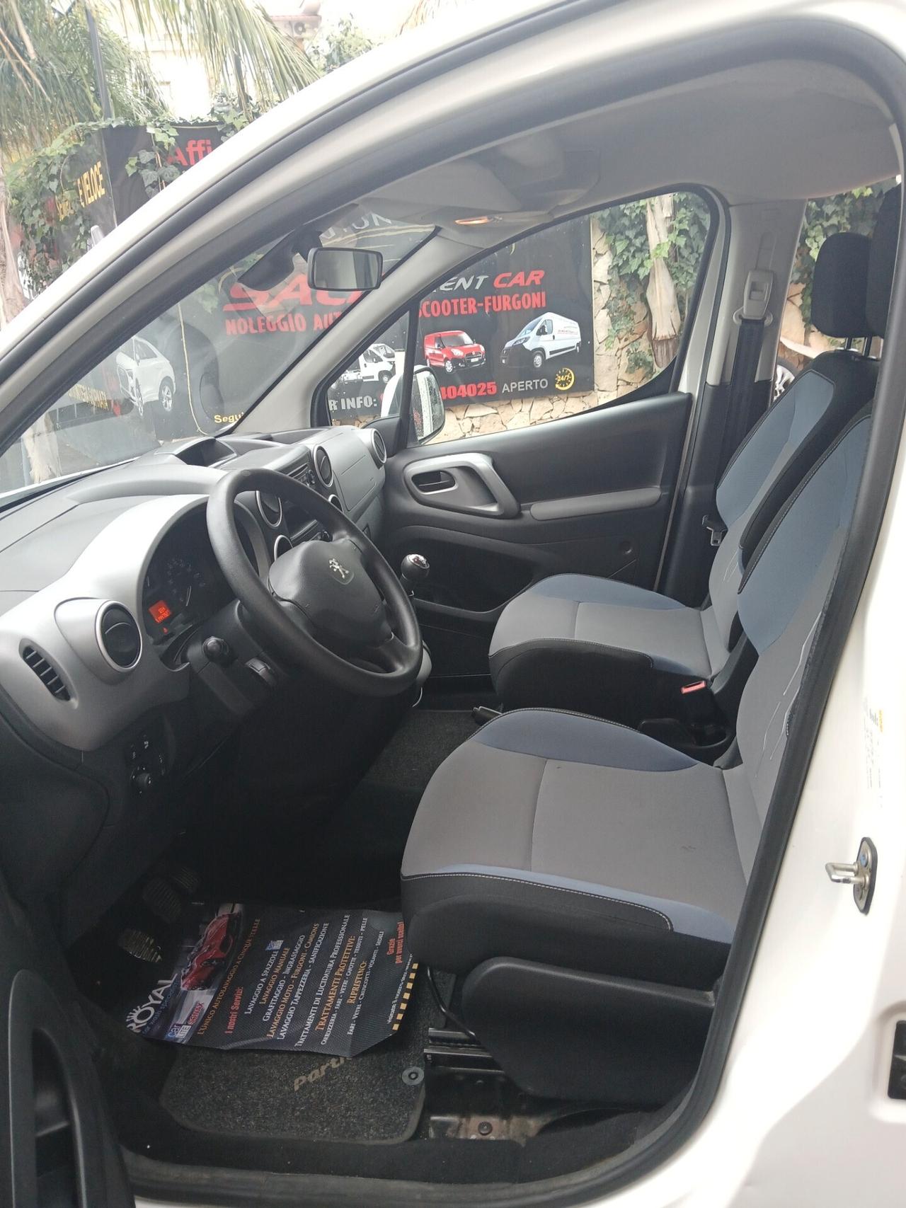 Peugeot vpartener vetrato 1600 diesel anno 2016 km 140000