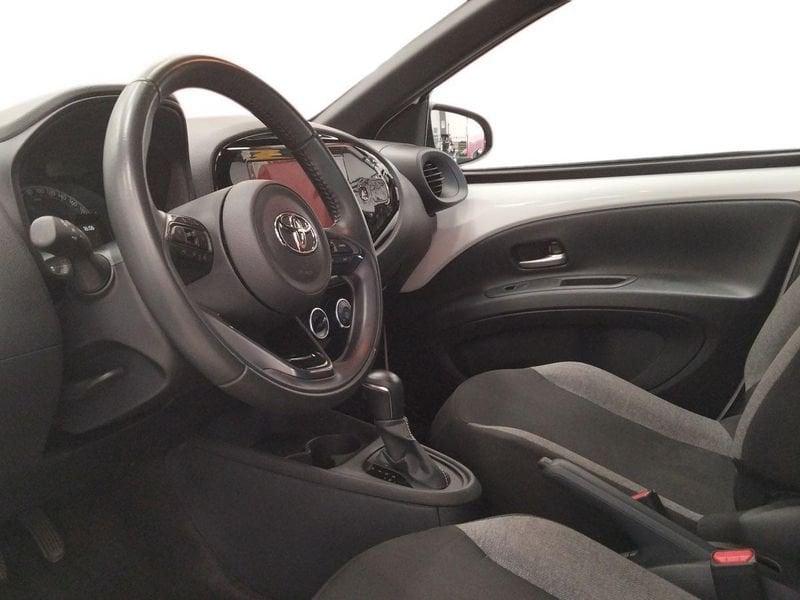 Toyota Aygo X 1.0B (72 CV) Active S-CVT