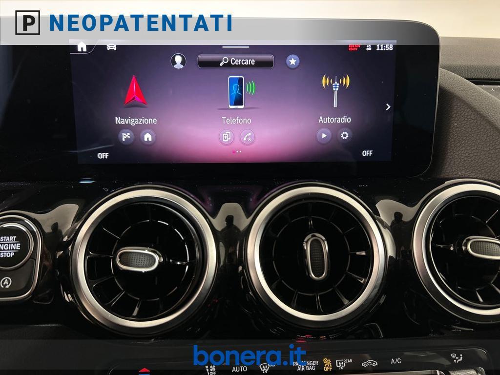 Mercedes GLA 180 180 D Progressive Advanced 8G-DCT