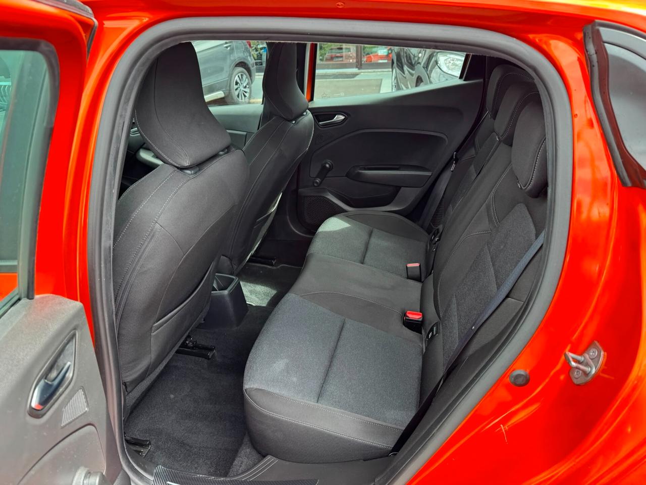 Renault Clio Full Hybrid E-Tech 145 CV 5 porte Equilibre