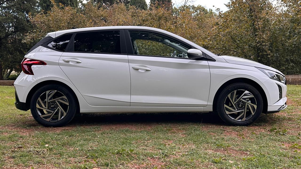 HYUNDAI i20 1.0 T-GDI CONNECTLINE NUOVA – 14950€
