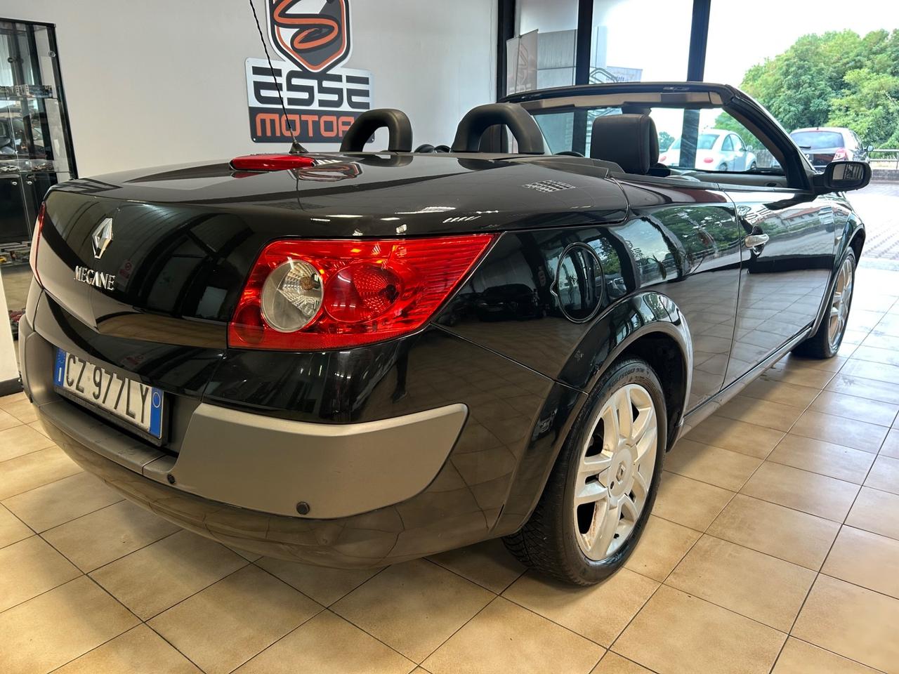 Renault Megane Mégane C-C 1.9 dCi/130CV Confort Authentique