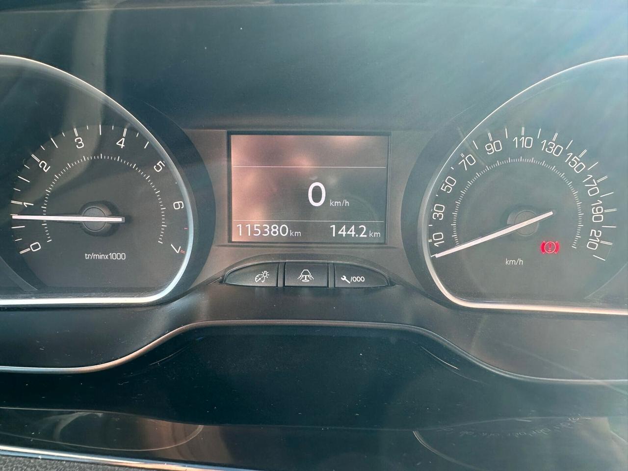 Peugeot 208 1.6 VTi 120 CV 5 porte Allure