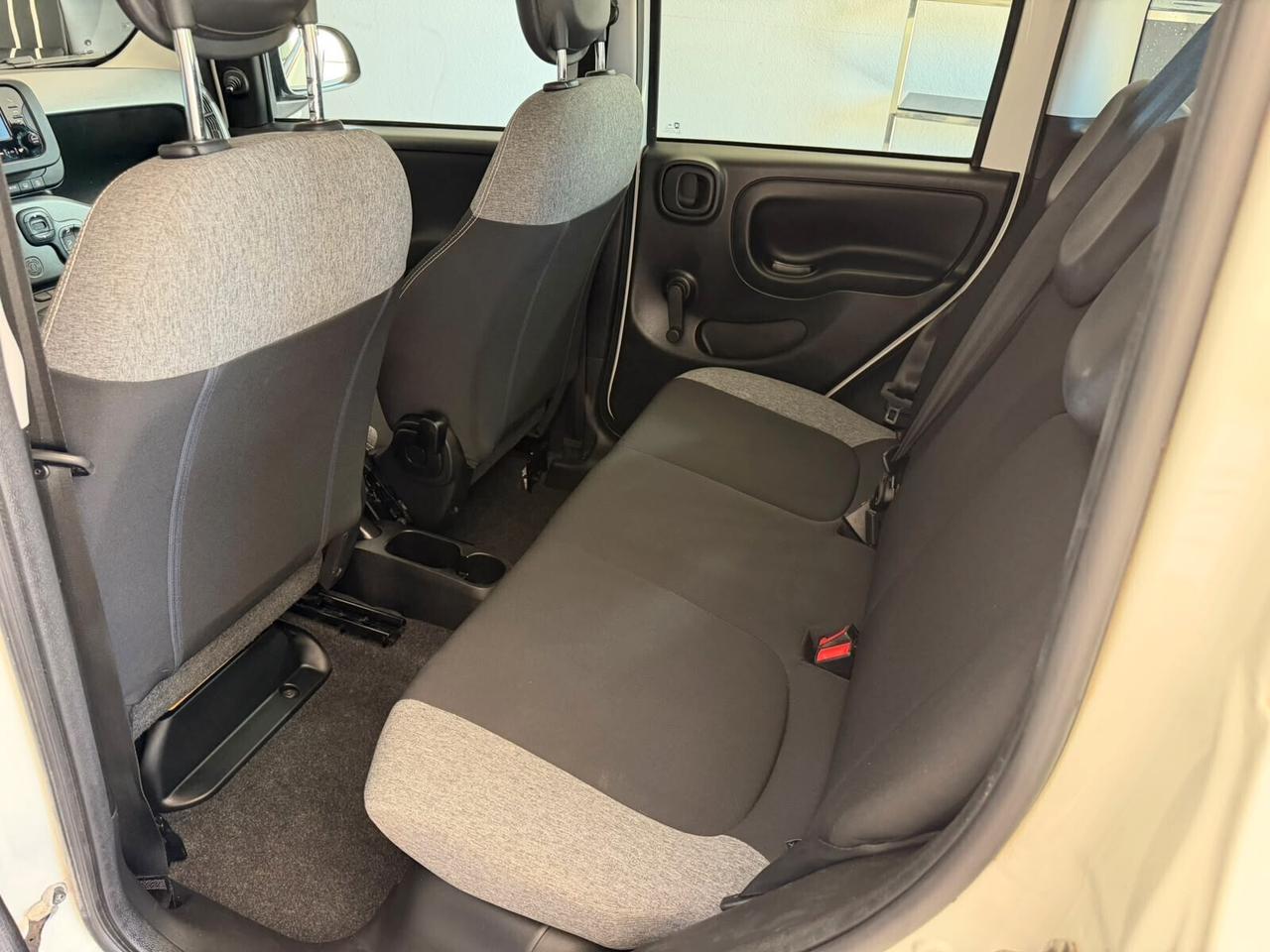 Fiat Panda 1.0 Hybrid 70cv - City Life - CLIMA AUTOM.