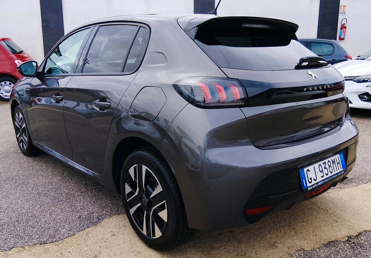 Peugeot 208 100CV GT 15K KM!