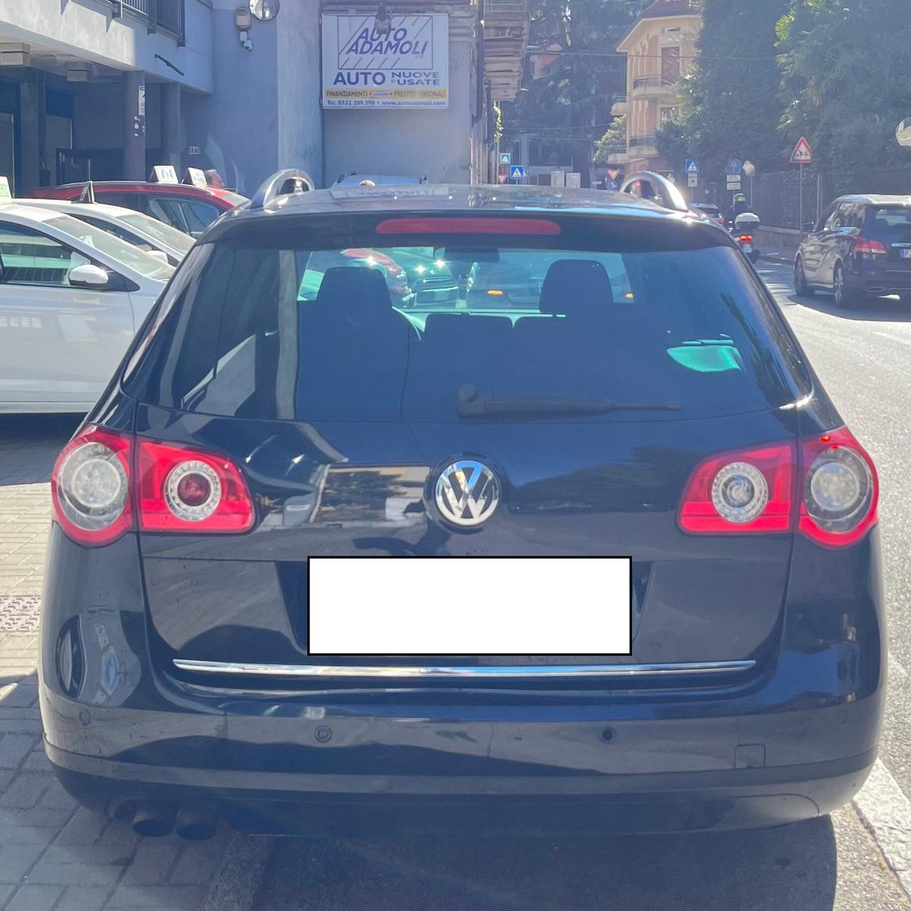 VOLKSWAGEN PASSAT 2.0 TDI DPF VARIANT DSG HIGHLINE - CAMBIO AUTOMATICO - VOLANO CHE VIBRA LEGGERMENTE