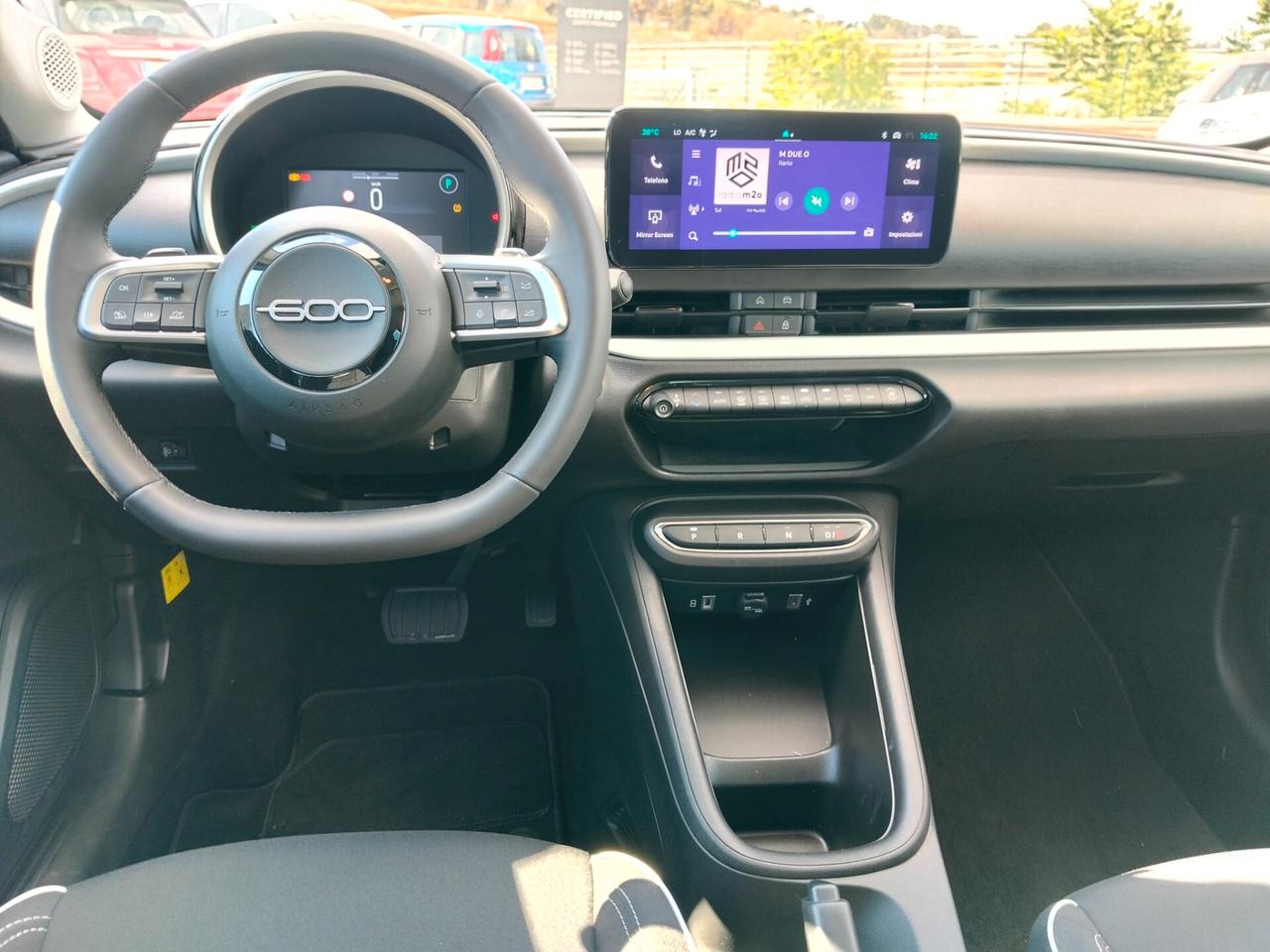 Fiat 600 Hybrid 100 CV DCT MHEV