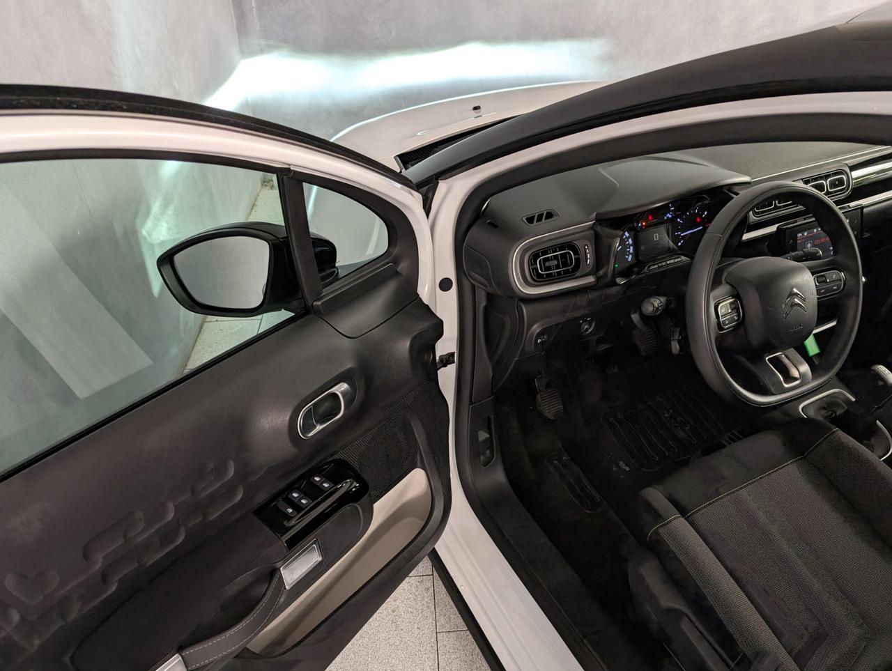 Citroen C3 1.2 puretech 83cv Shine