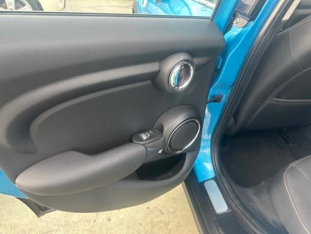 MINI COOPER D 5 PORTE