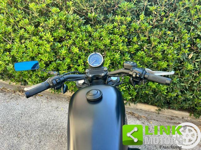 HARLEY-DAVIDSON 883 Sportster R XL