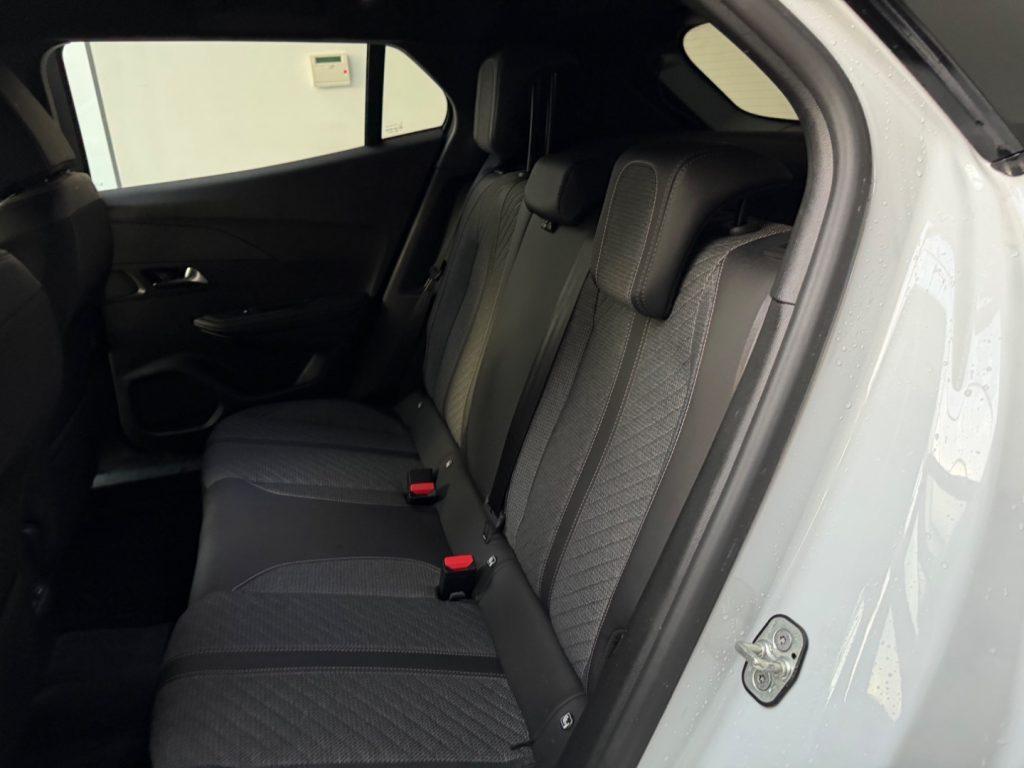 Peugeot 2008 PureTech 100 S&S Allure da €199,00 mensili