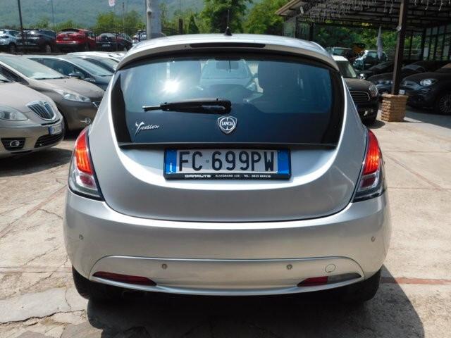 Lancia Ypsilon 1.2 69 CV 5 porte Platinum