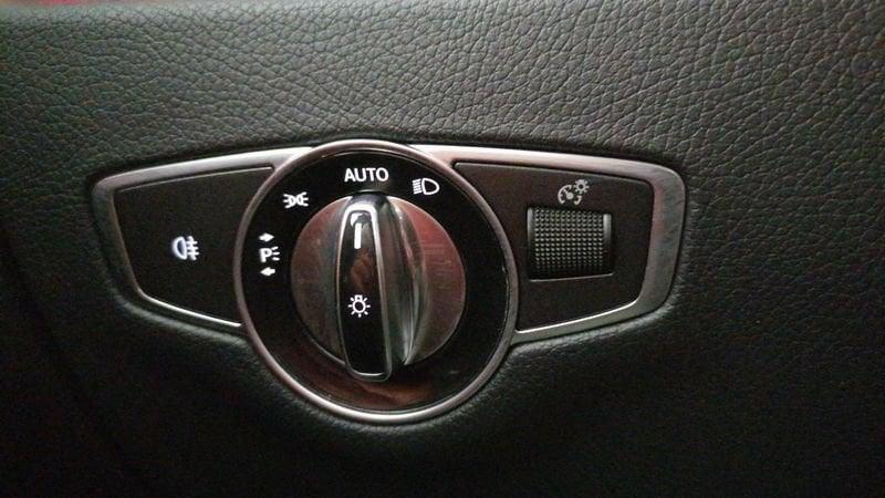 Mercedes-Benz Classe E E SW 220 d Premium auto