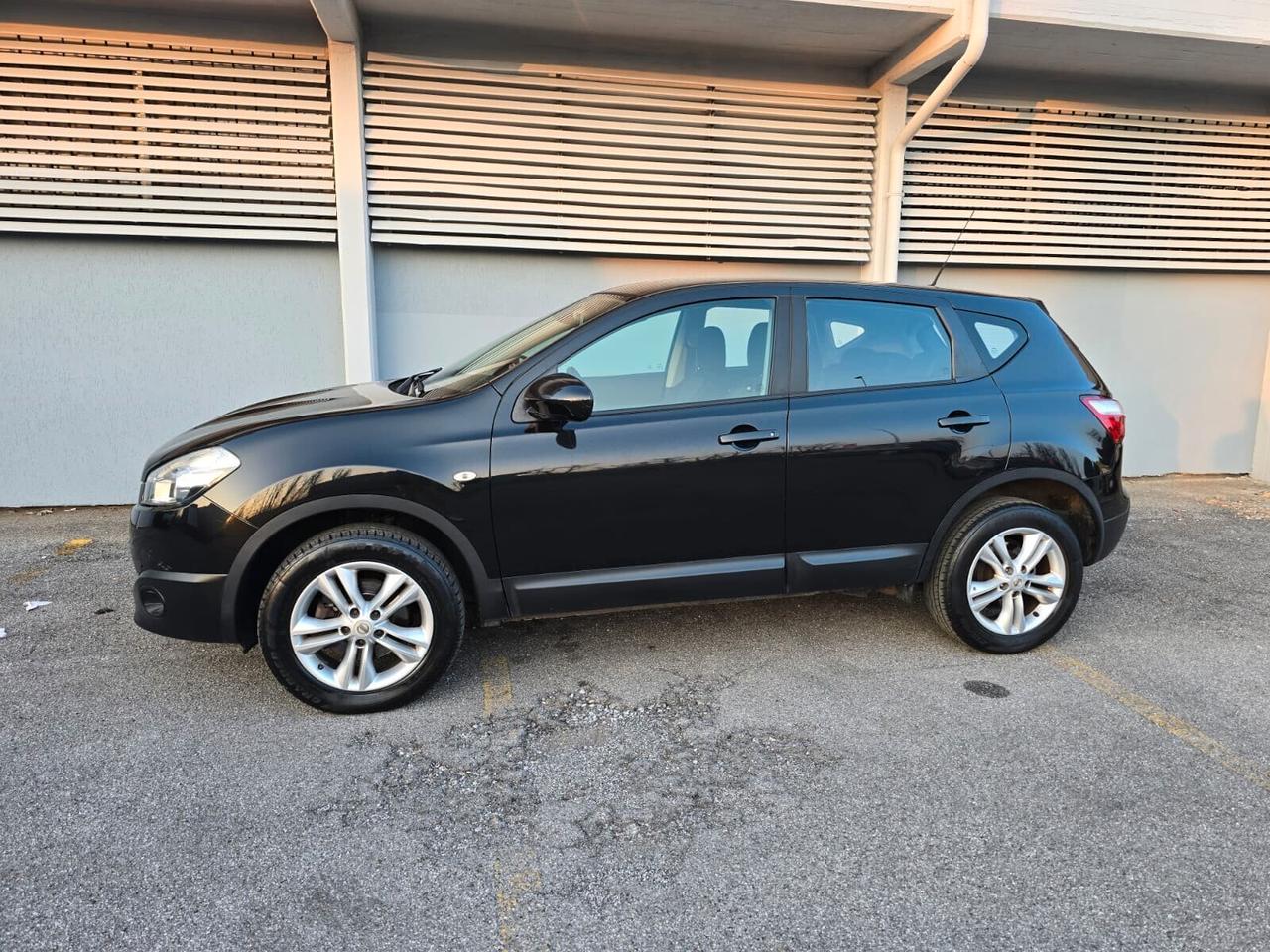 Nissan Qashqai 1.5 dCi DPF Tekna