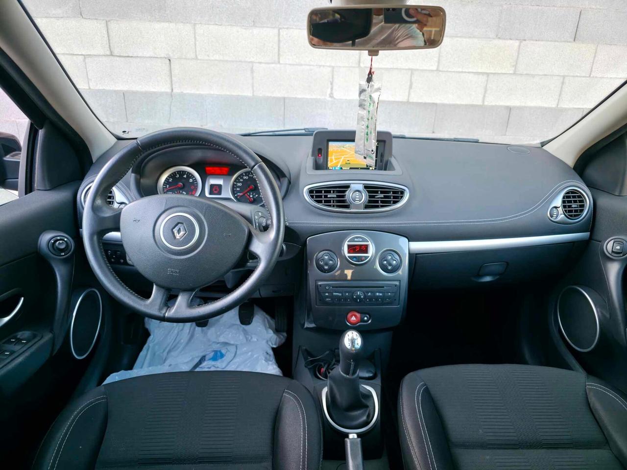 Renault Clio Live!1.2 benzina neopatentati euro5
