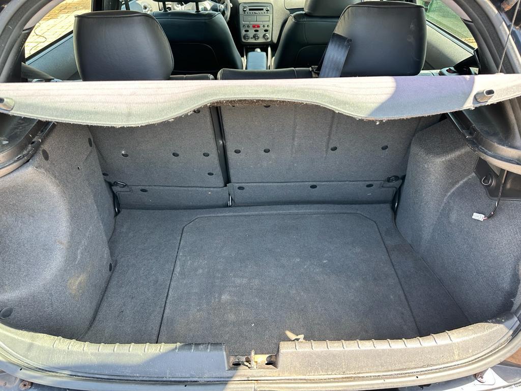 Alfa Romeo 147 2.0i 16V T.S. Selespeed INTERA PER RICAMBI