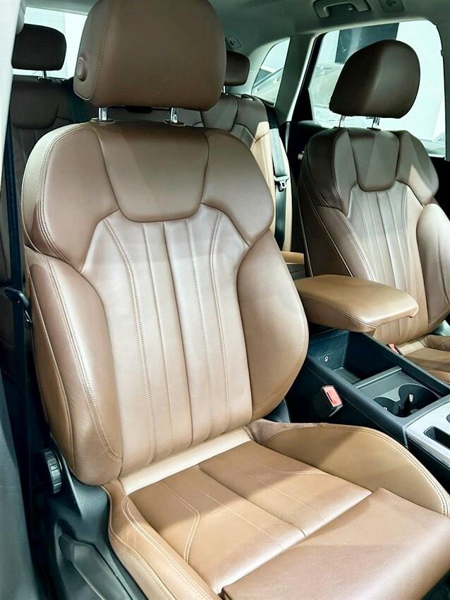 Audi Q5 40 TDI quattro S tronic Business