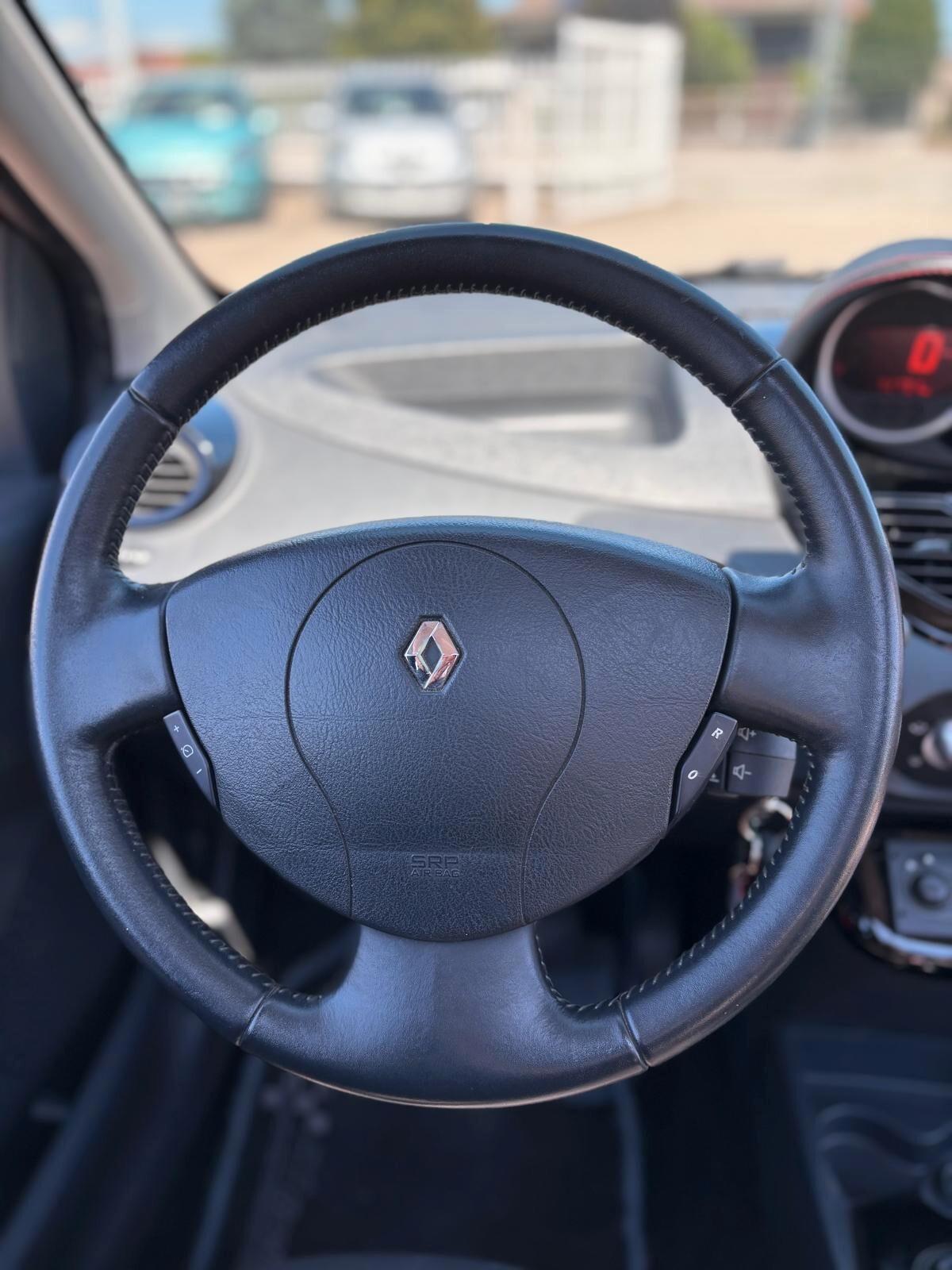 Renault Twingo 1.2 16V Etoile