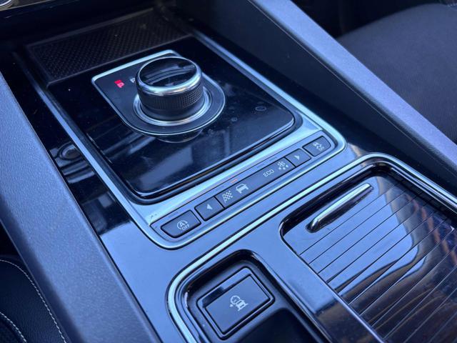 JAGUAR F-Pace 2.0 D 180 CV AWD aut. R-Sport BLACK EDITION