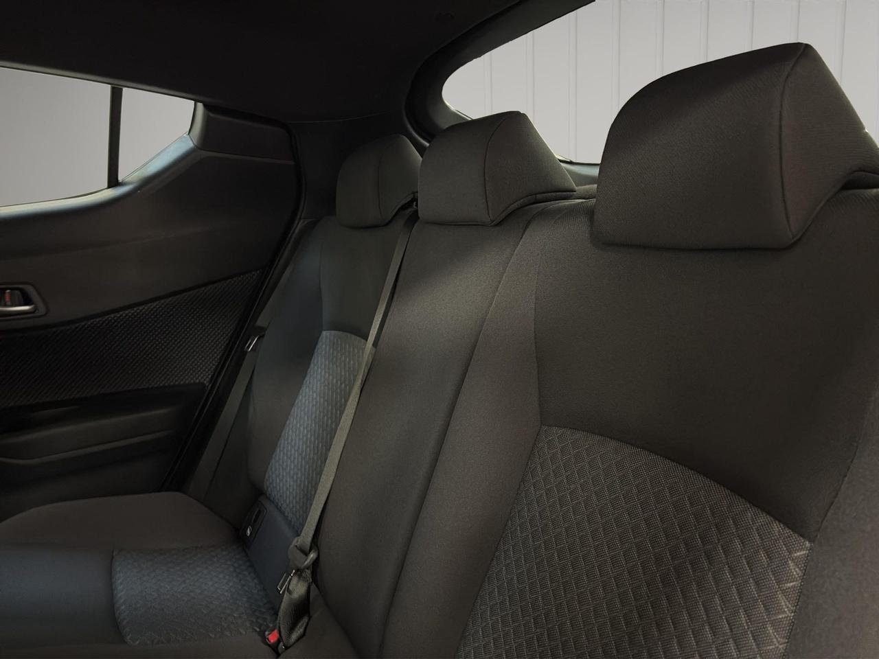 Toyota C-HR 1.8h Trend e-cvt