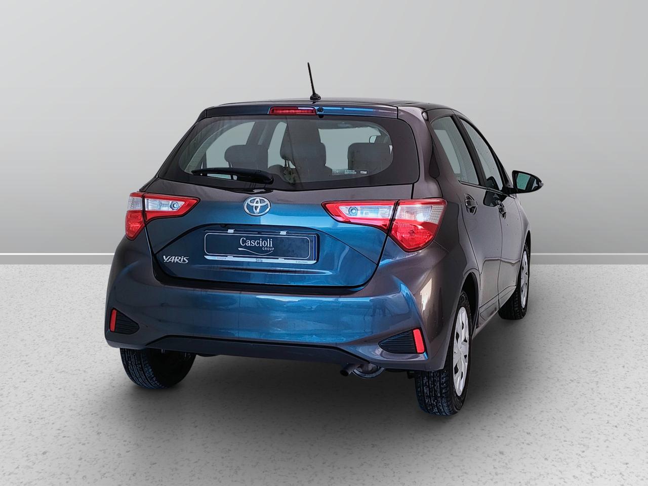 TOYOTA Yaris III 2017 - Yaris 5p 1.0 Active my18