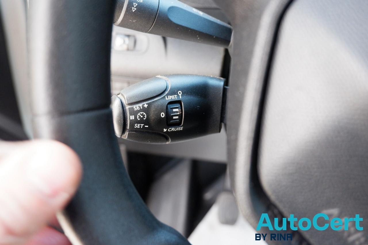 Peugeot Partner 1.5 BLUEHDI 100cv 3Posti