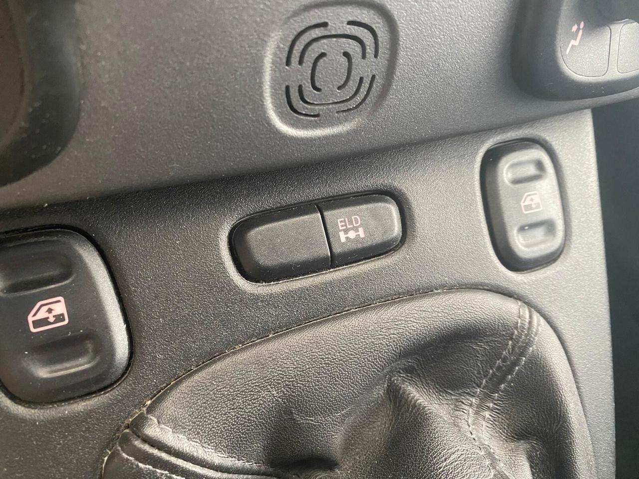 Fiat Panda 1.3 MJT 95cv 4x4 - 1 PROP. - OK NEOPATENTATI - GARANZIA 12 MESI