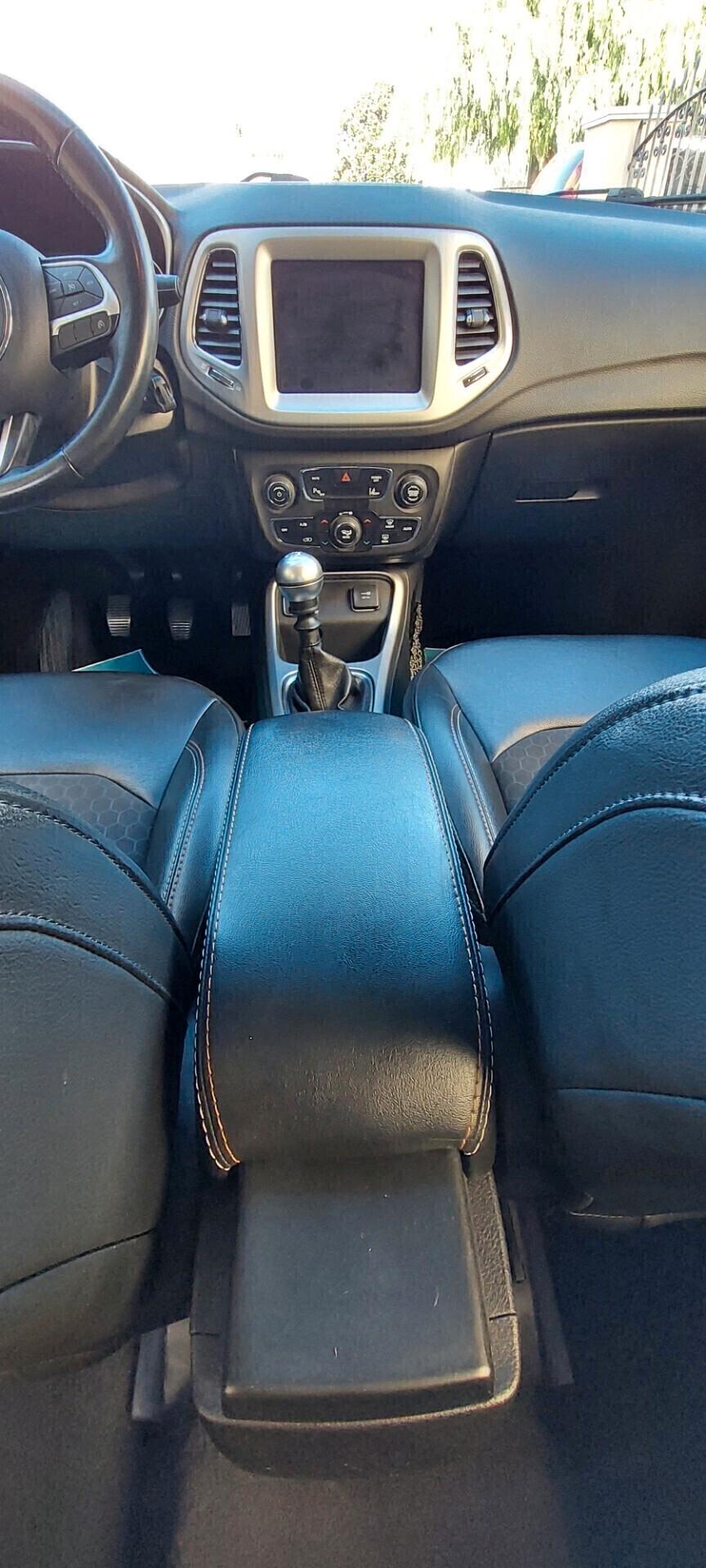 JEEP COMPASS 2WD LONGITUDE 1,6 DIESEL 120 CV RETROCAMERA NAVIGATORE TELEFONO FULL FULL