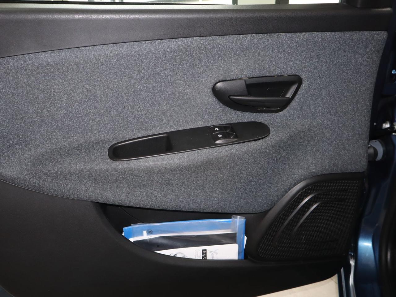 Lancia Ypsilon Silver 1.0 FireFly MHEV #10555