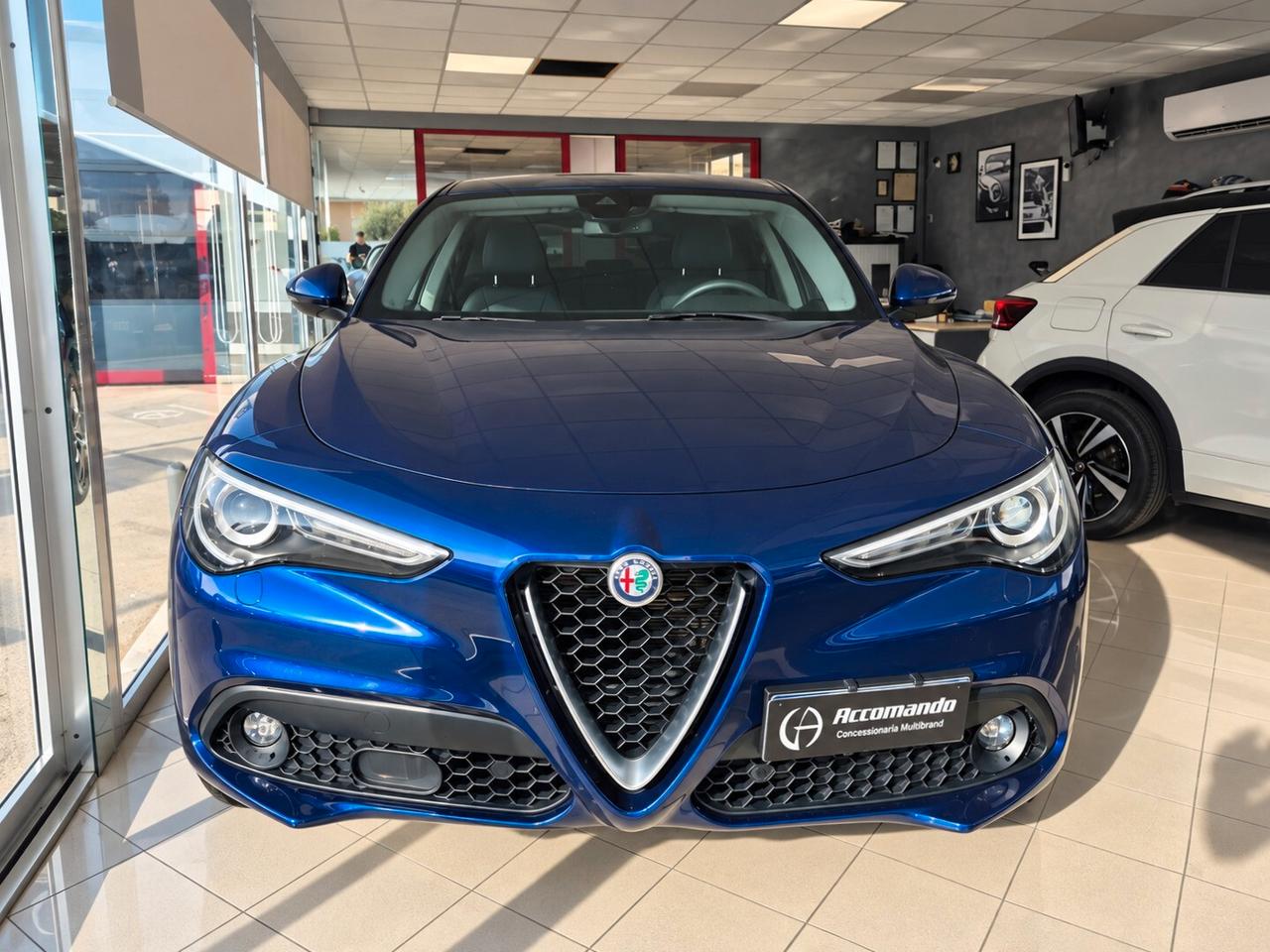 Alfa Romeo Stelvio 210 CV AT8 Q4 B-Tech