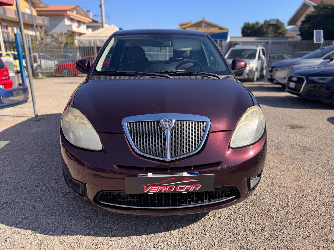 Lancia Ypsilon 1.4 Platino Ecochic GPL