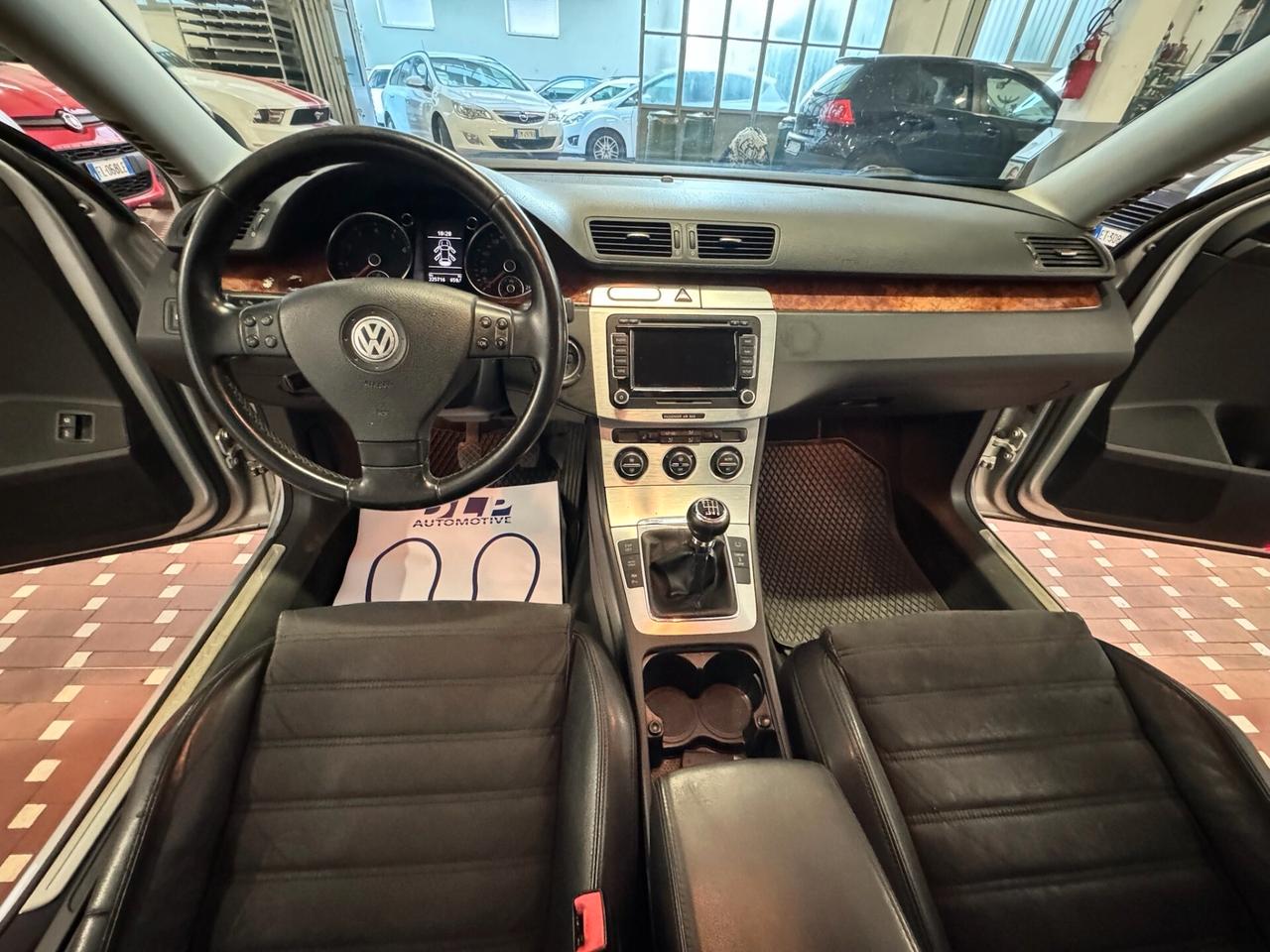 Volkswagen Passat 2.0 16V FSI 4mot. Var. Highline - UNICO PROPRIETARIO