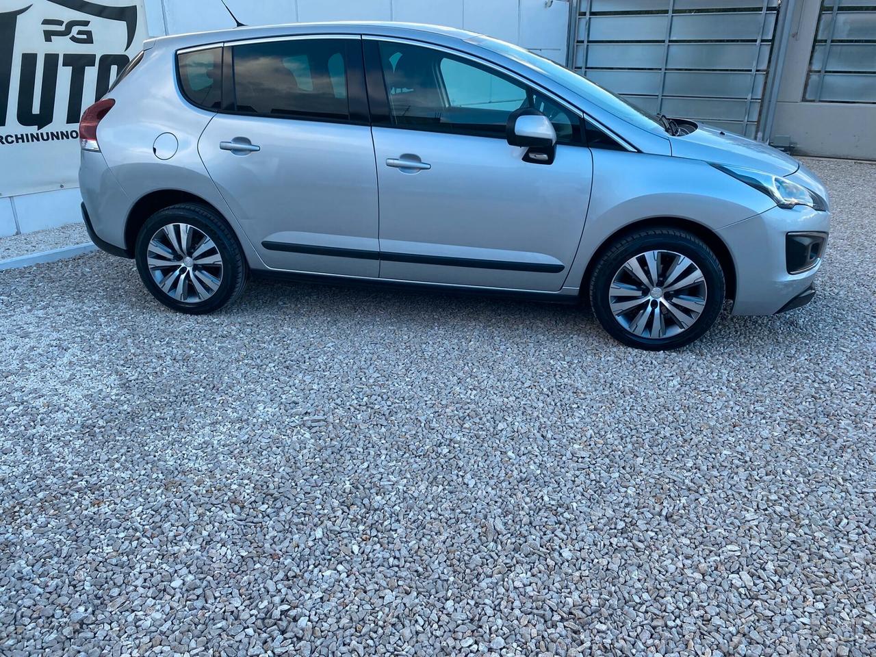 Peugeot 3008 1.6 HDi 115CV Allure