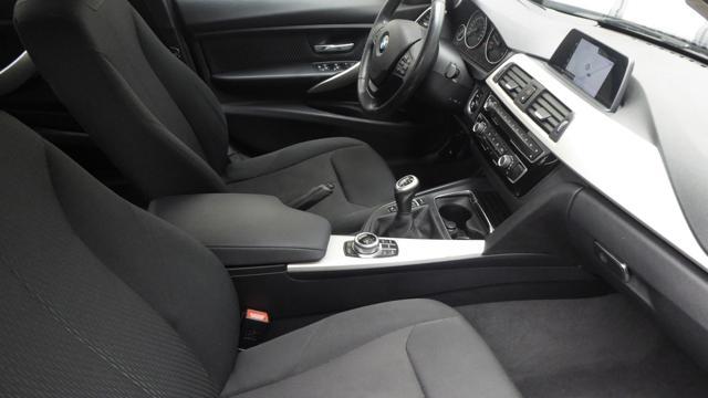BMW 320 d xDrive Touring Business Advantage