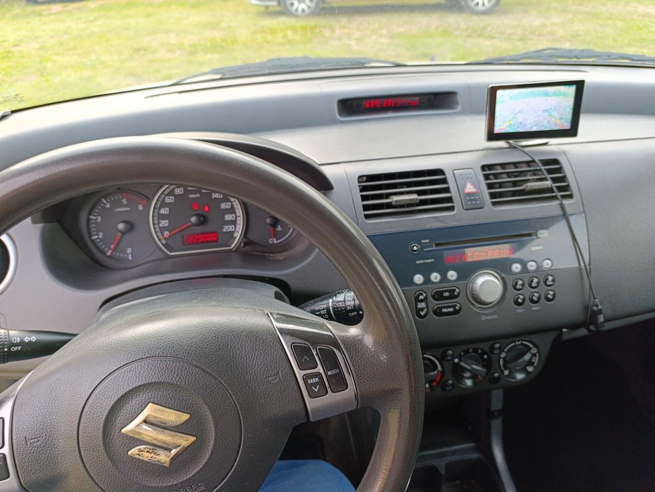 Suzuki Swift 1.3 D - Ok neopatentati #GM