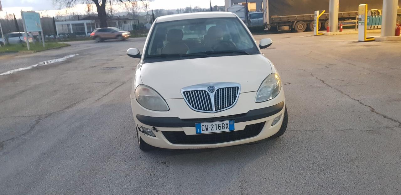 Lancia Ypsilon 1.3 Multijet 16V Oro