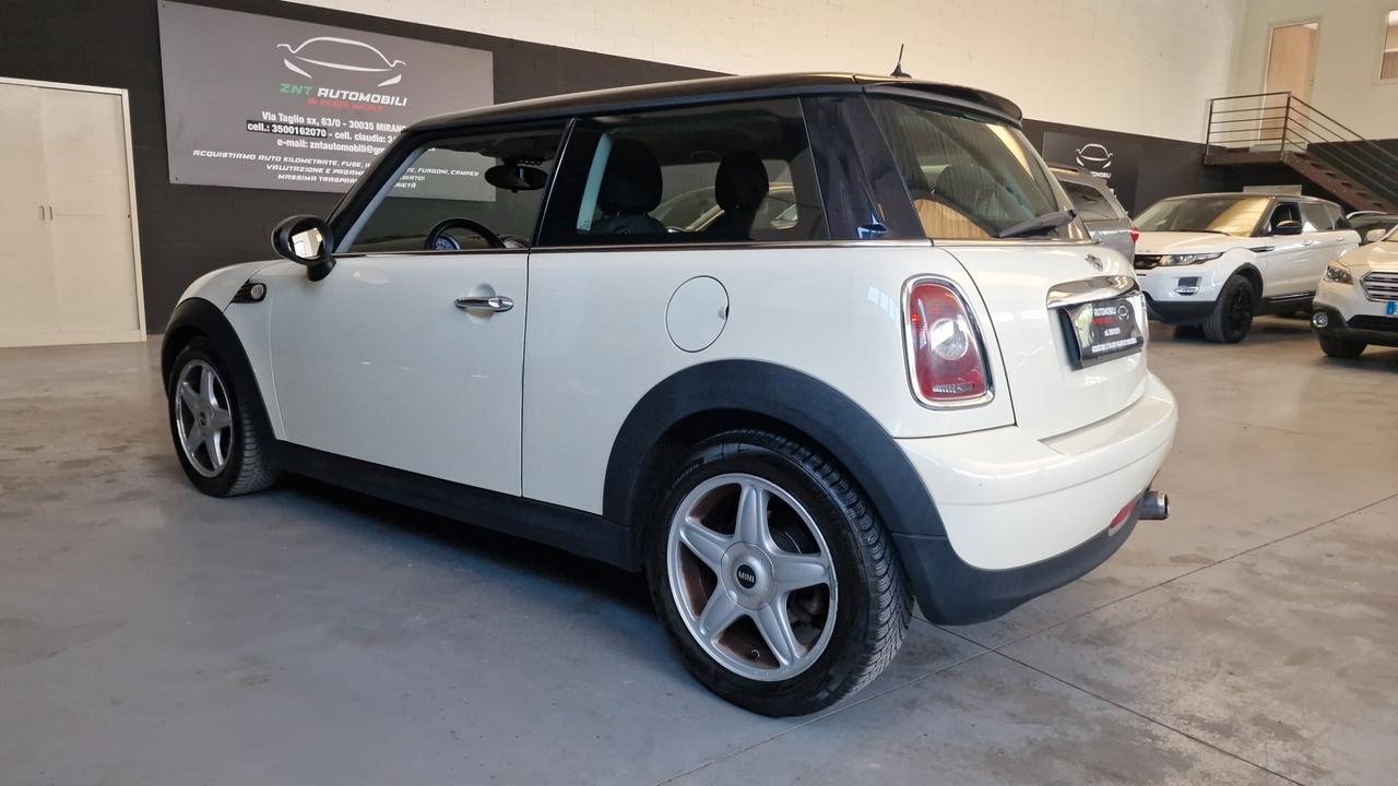 Mini 1.6 16V Cooper D
