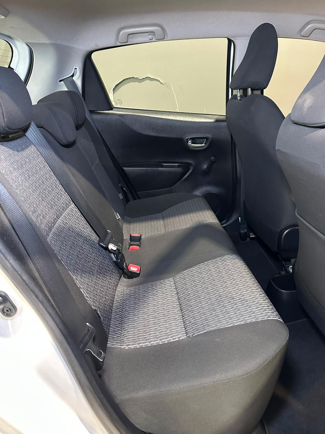 Toyota Yaris 1.0 5 porte Lounge