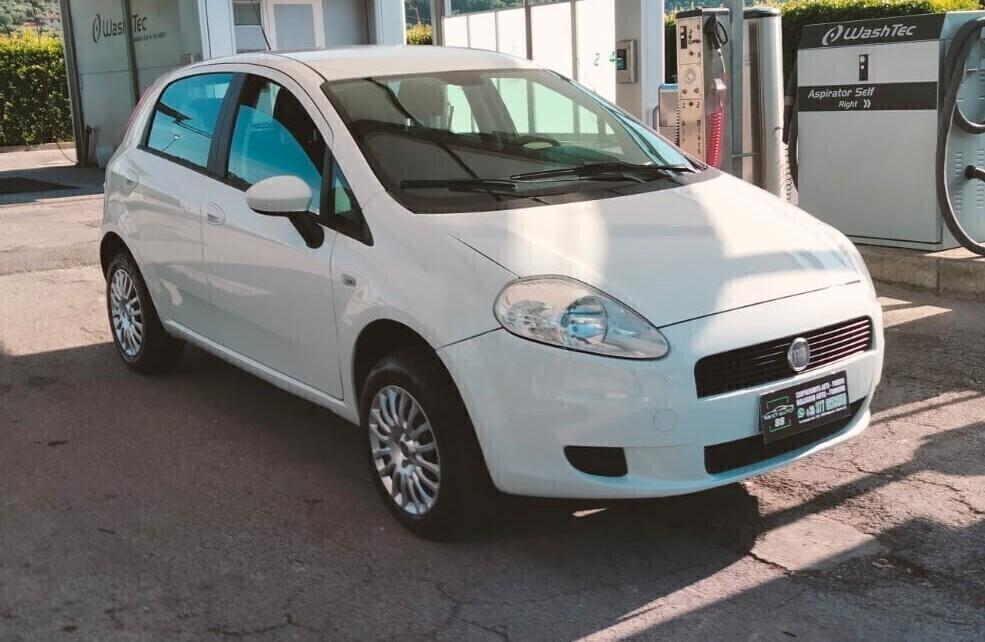 Fiat Grande Punto Grande Punto 1.4 Neopatentati Natural Power 2010