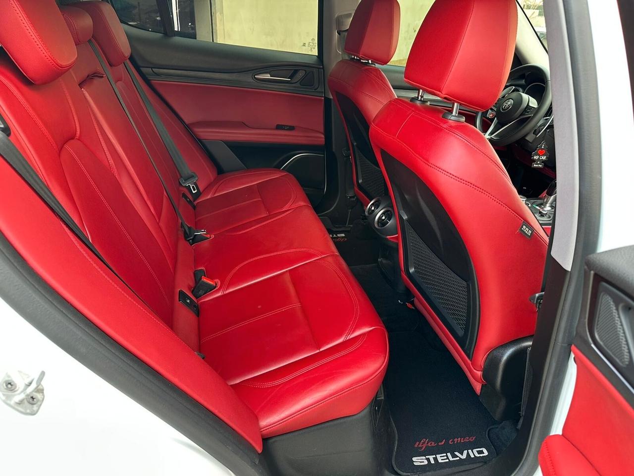 Alfa Romeo Stelvio 2.2 Turbodiesel Super 160cv-2020