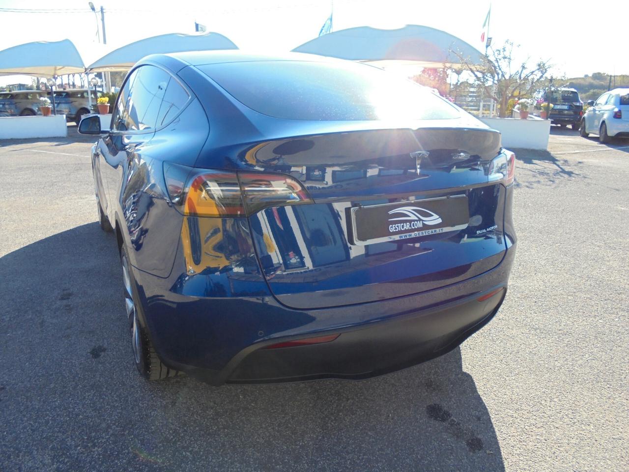 Tesla Model Y Long Range AWD