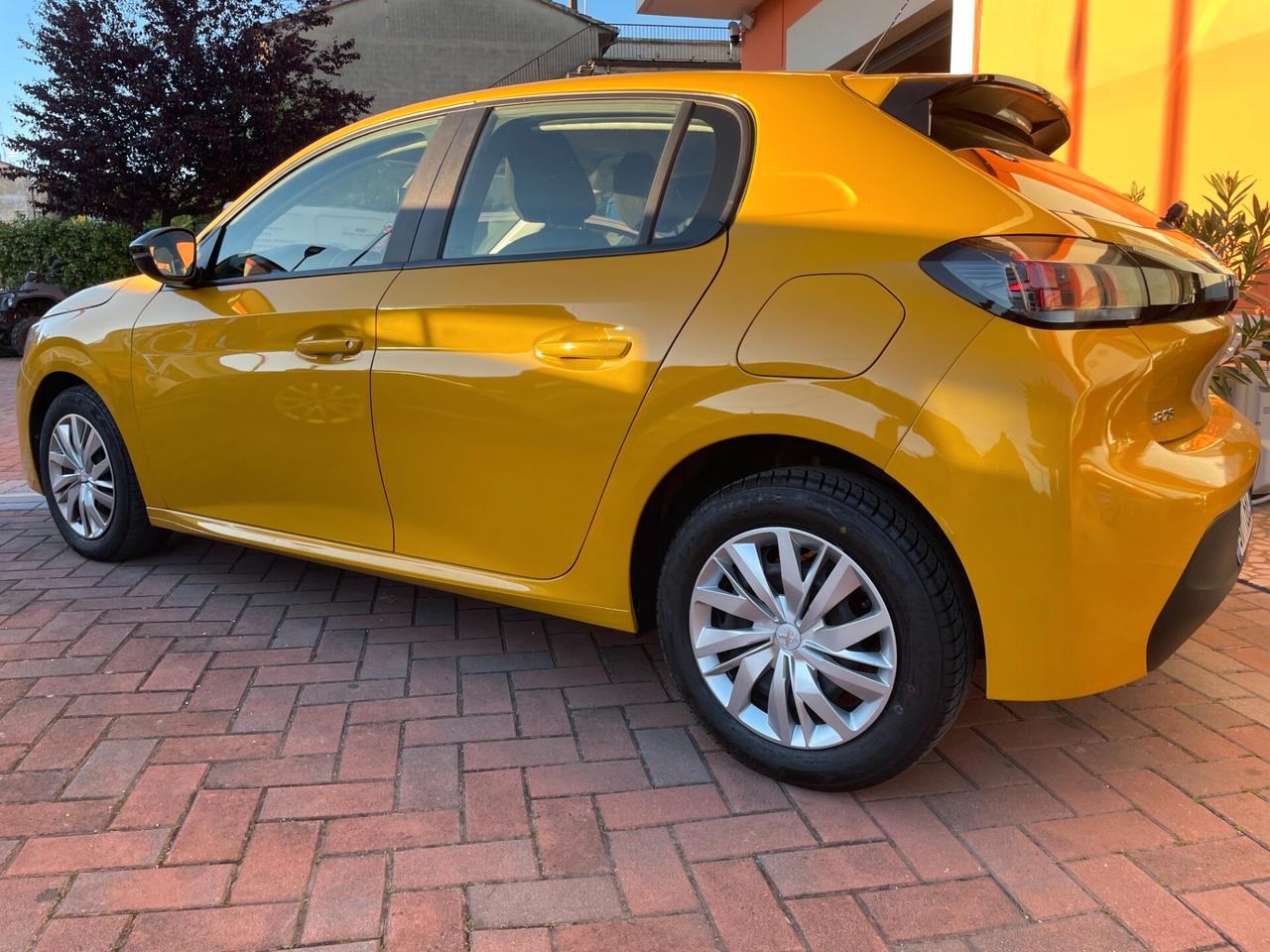 Peugeot 208 PureTech 75 Stop&Start 5 porte Active