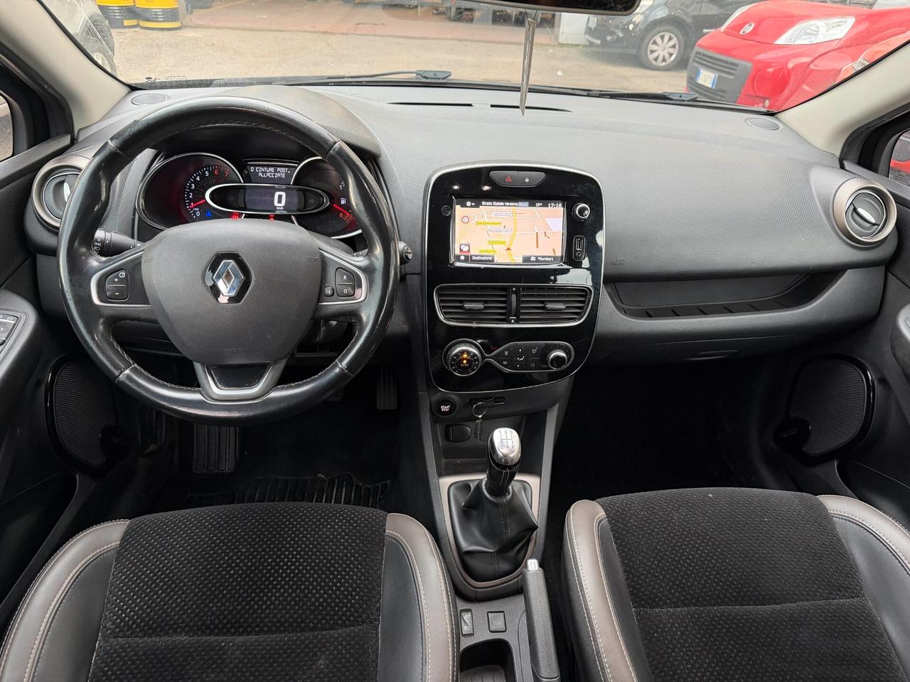 Renault Clio TCe 12V 90CV Start&Stop NEOPATENTATI
