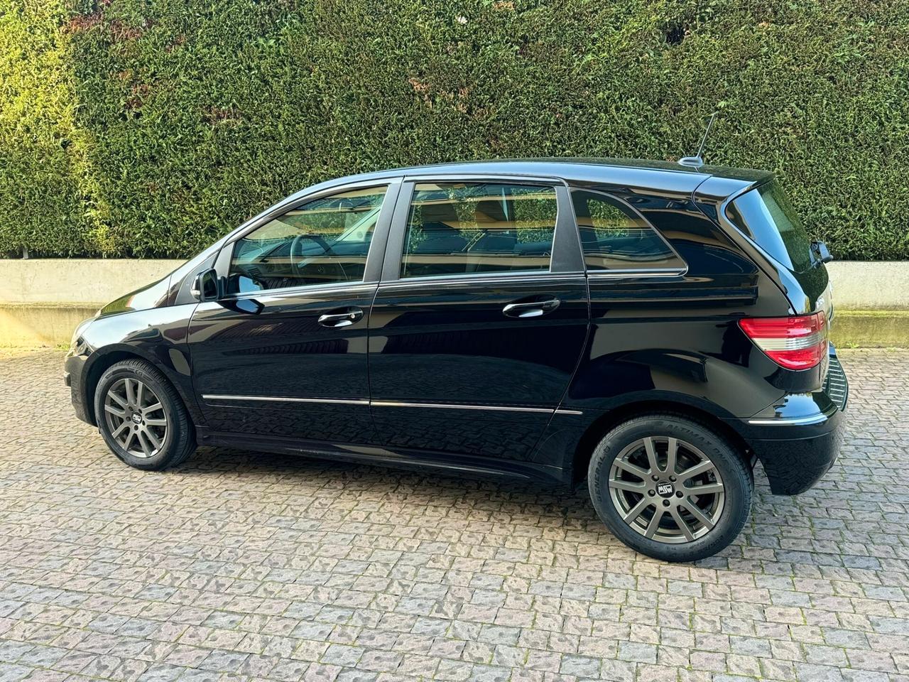 Mercedes-benz B 180 B 180 CDI Premium