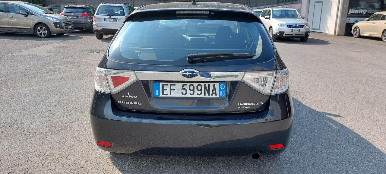 Subaru Impreza 2.0 Bi-Fuel, cambio manuale con ridotte