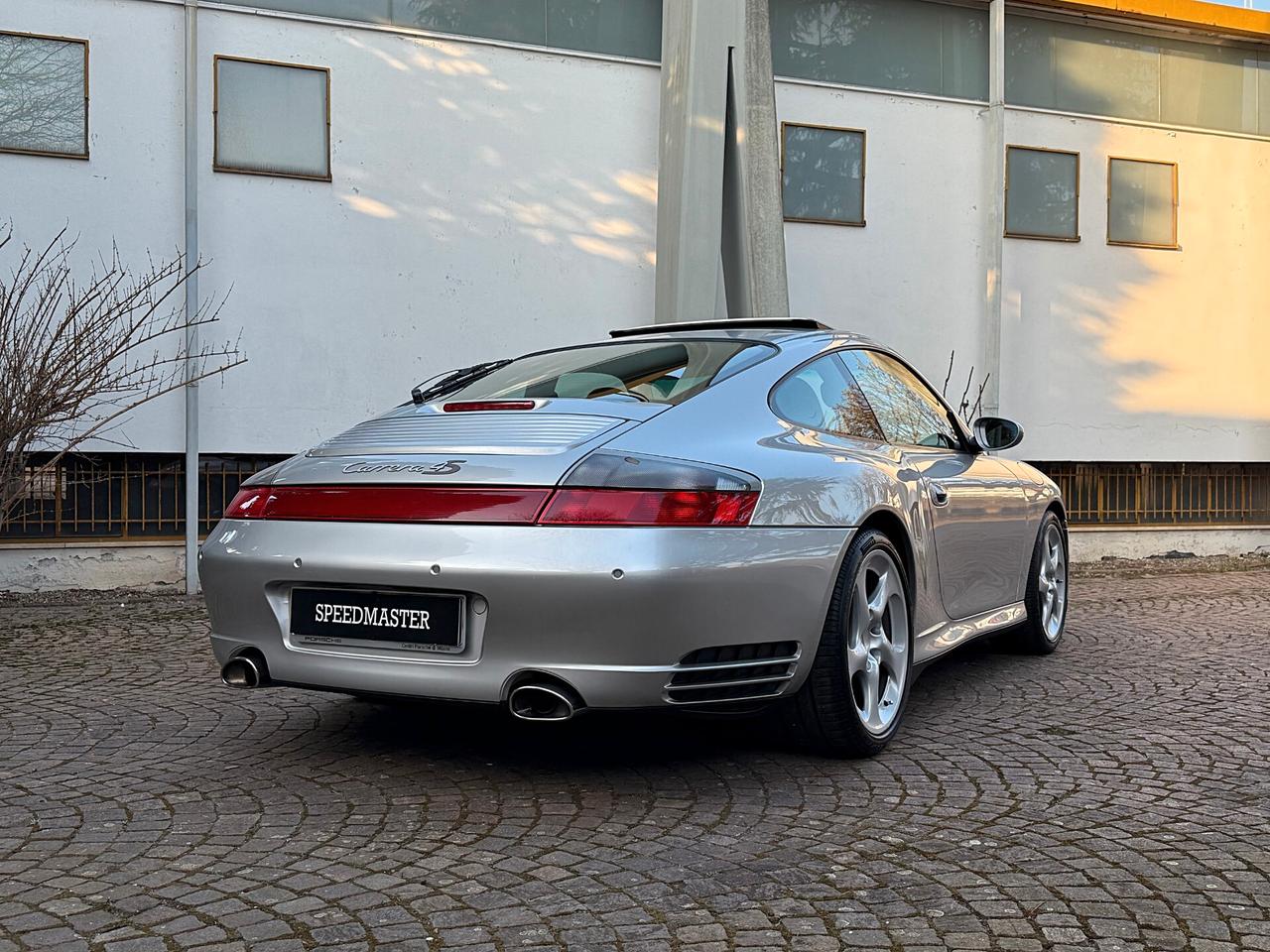 Porsche 911 Carrera 4S cat Coupé