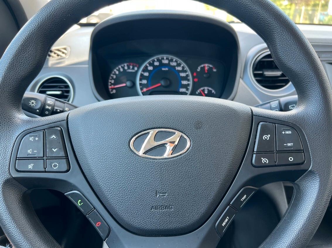 Hyundai i10 1.0 Comfort UNICO PROPRIETARIO - NEOPATENTATI