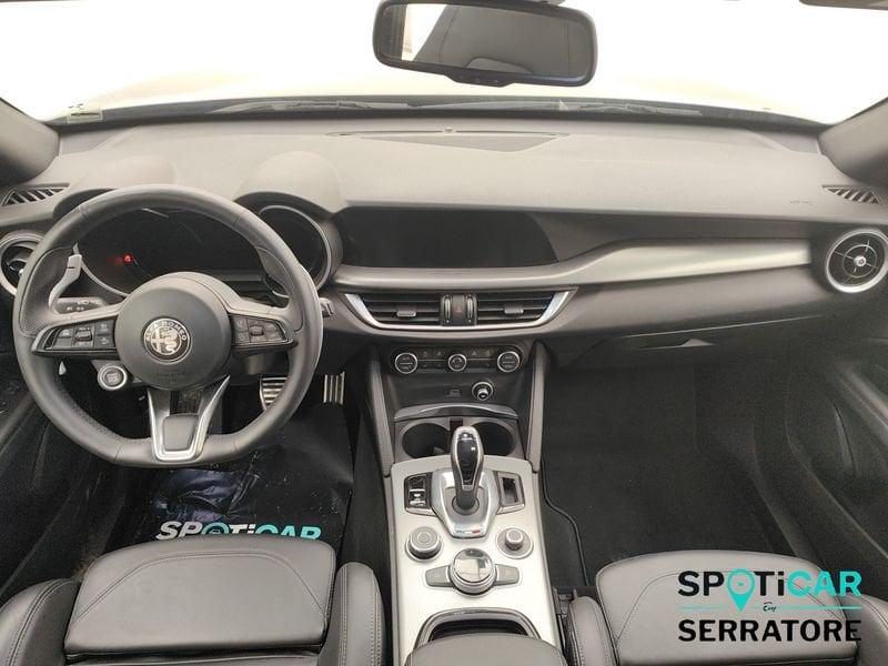 Alfa Romeo Stelvio 2023 2.2 t Veloce Q4 210cv auto