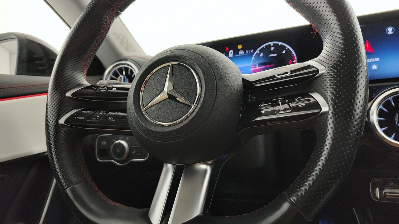 Mercedes-Benz CLA Sh.Brake - X118 2023 - CLA Shooting Brake 200 d AMG Line Premium Plus auto