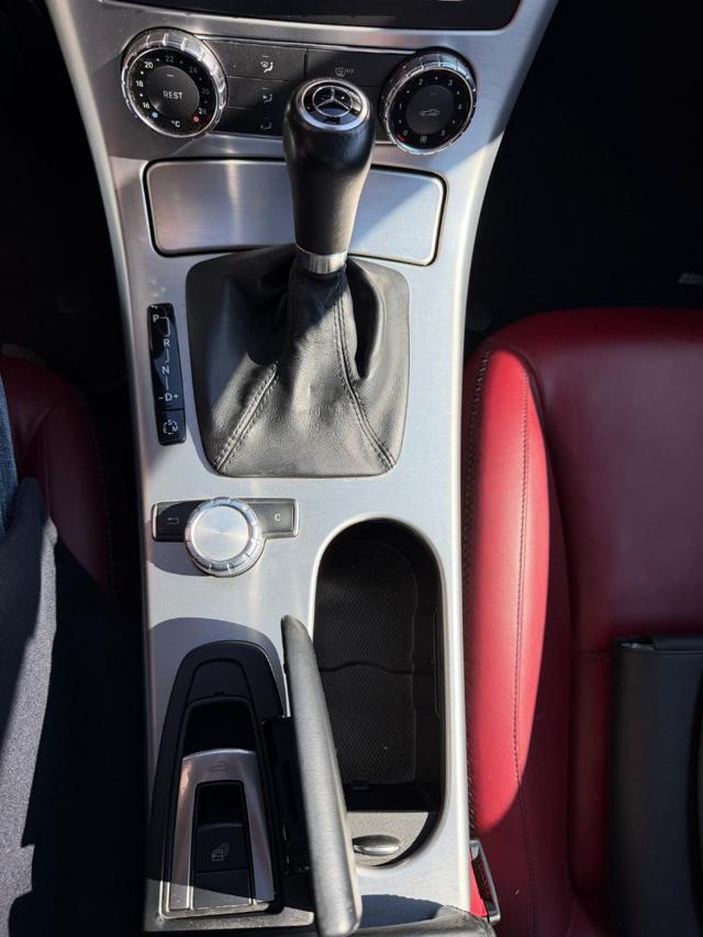 MERCEDES-BENZ SLK 250 CGI Premium